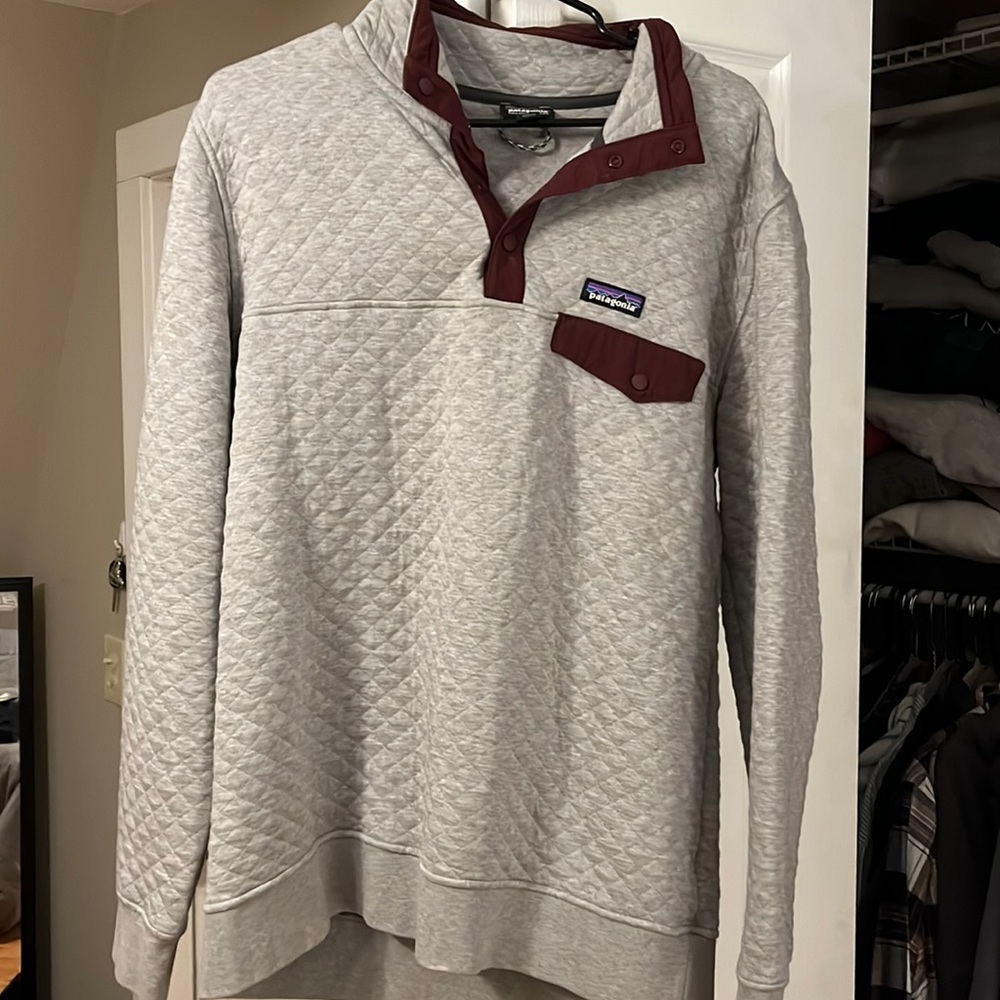 Patagonia Men’s Large Pullover